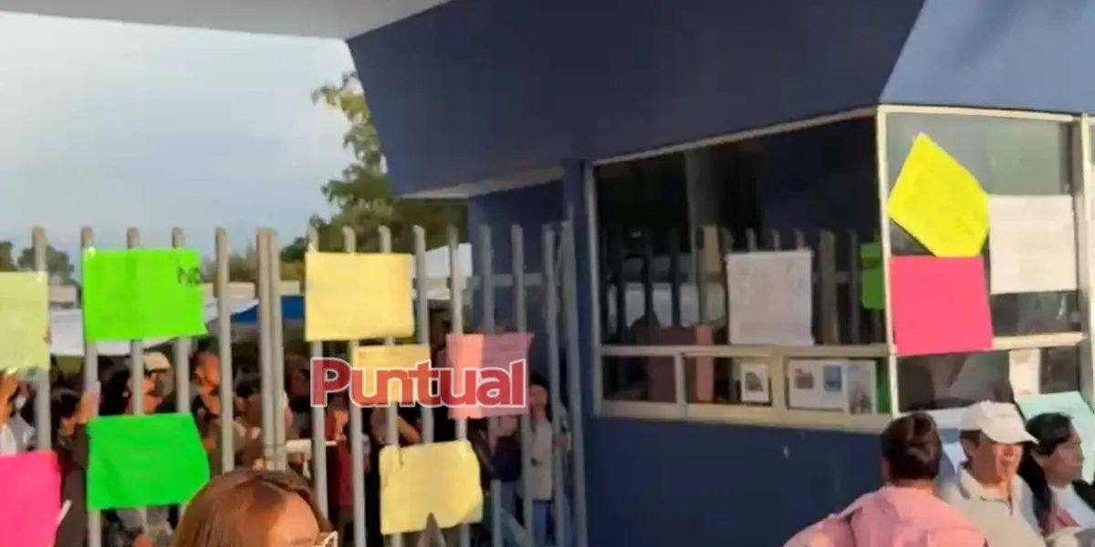 Paro estudiantil continúa en Tecnológico Nacional: estudiantes resguardan el plantel y piden destitución de directora