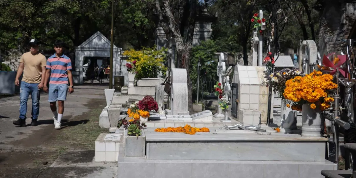 DÍA DE MUERTOS. Amplían horarios de visita los PANTEONES en la capital