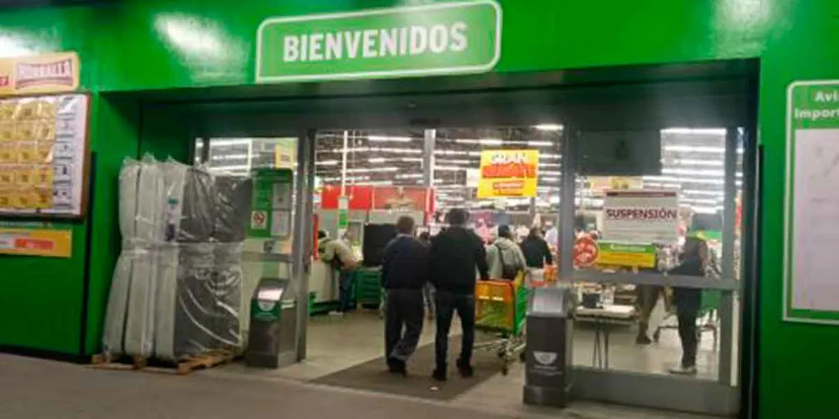 Profeco suspende operaciones en Bodega Aurrerá de Cuautlancingo por irregularidades