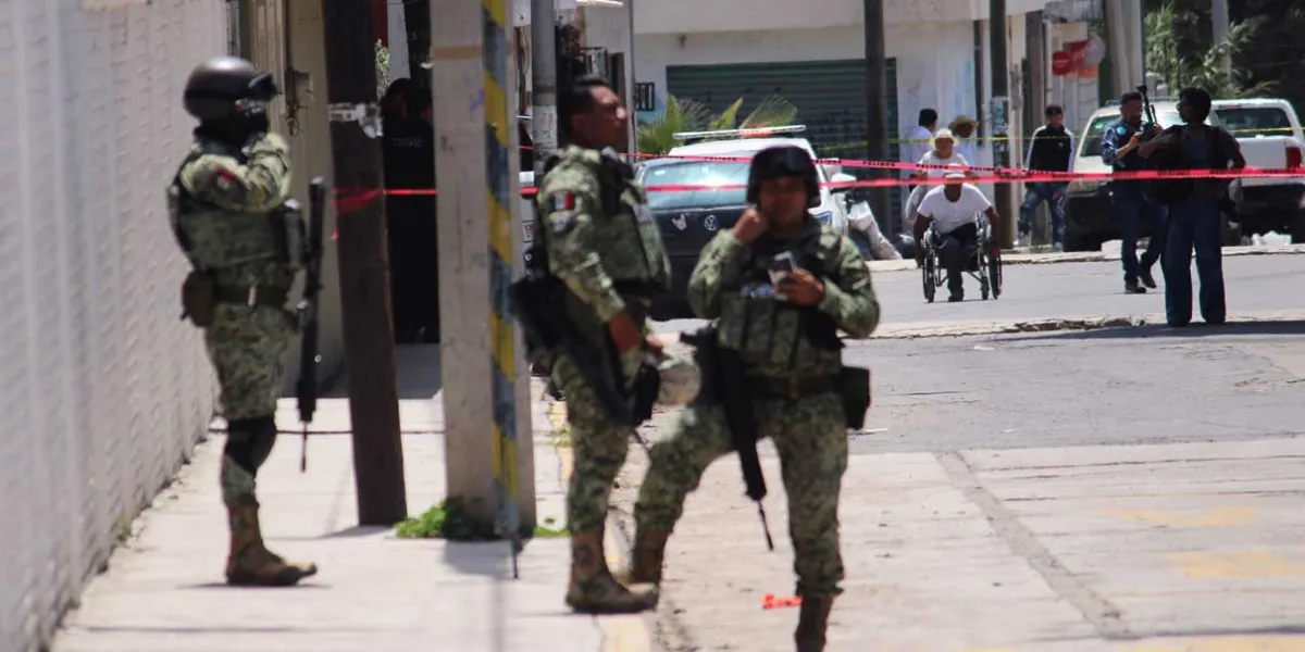 Creció número de feminicidios y asaltos a rutas de transporte en Puebla 