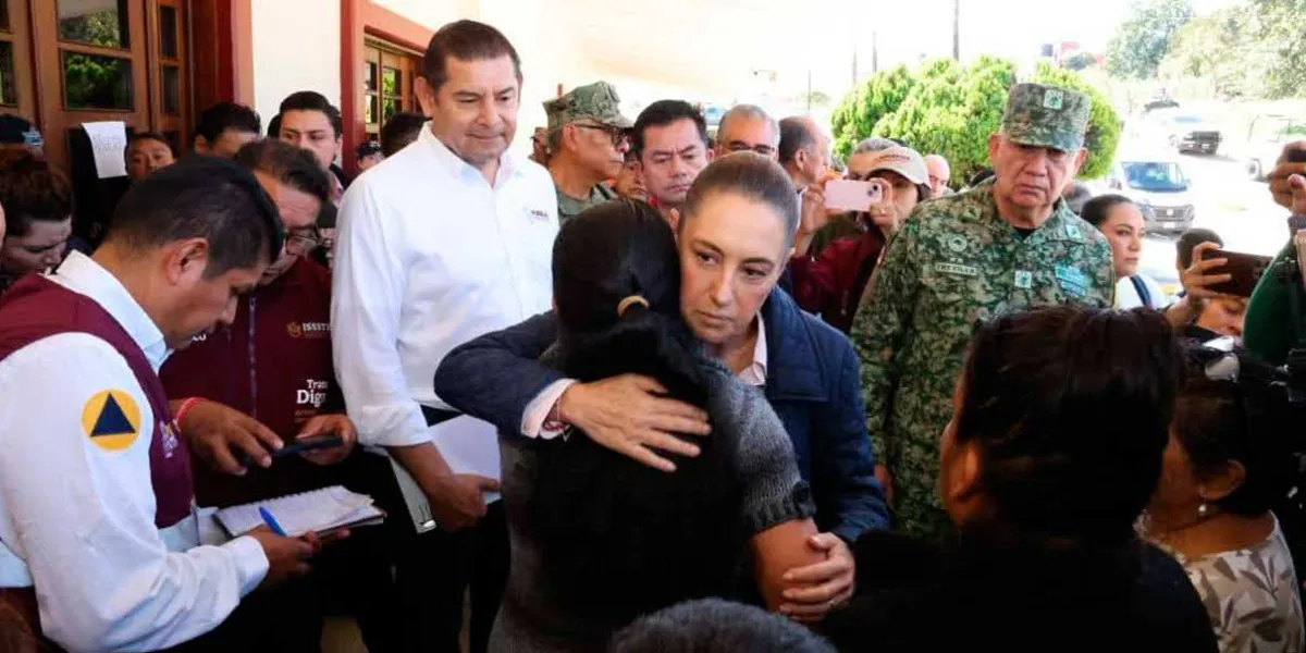 Sheinbaum llegó a la zona de desastre en la Sierra Norte