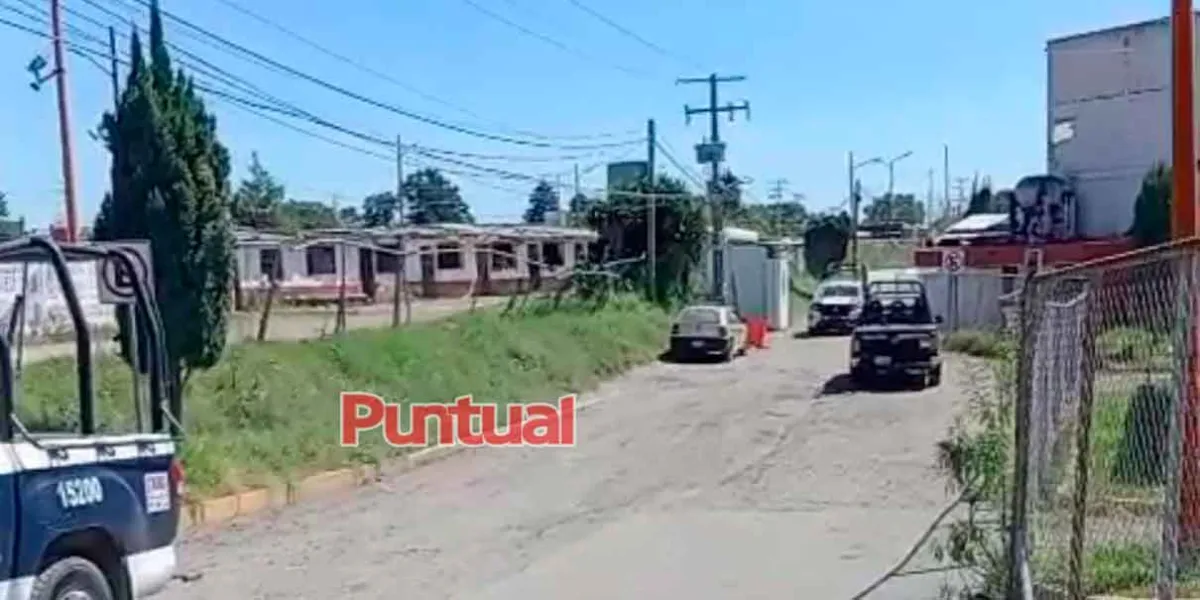 Hombre muere tras ataque armado en estacionamiento de Bodega Aurrerá en Texmelucan