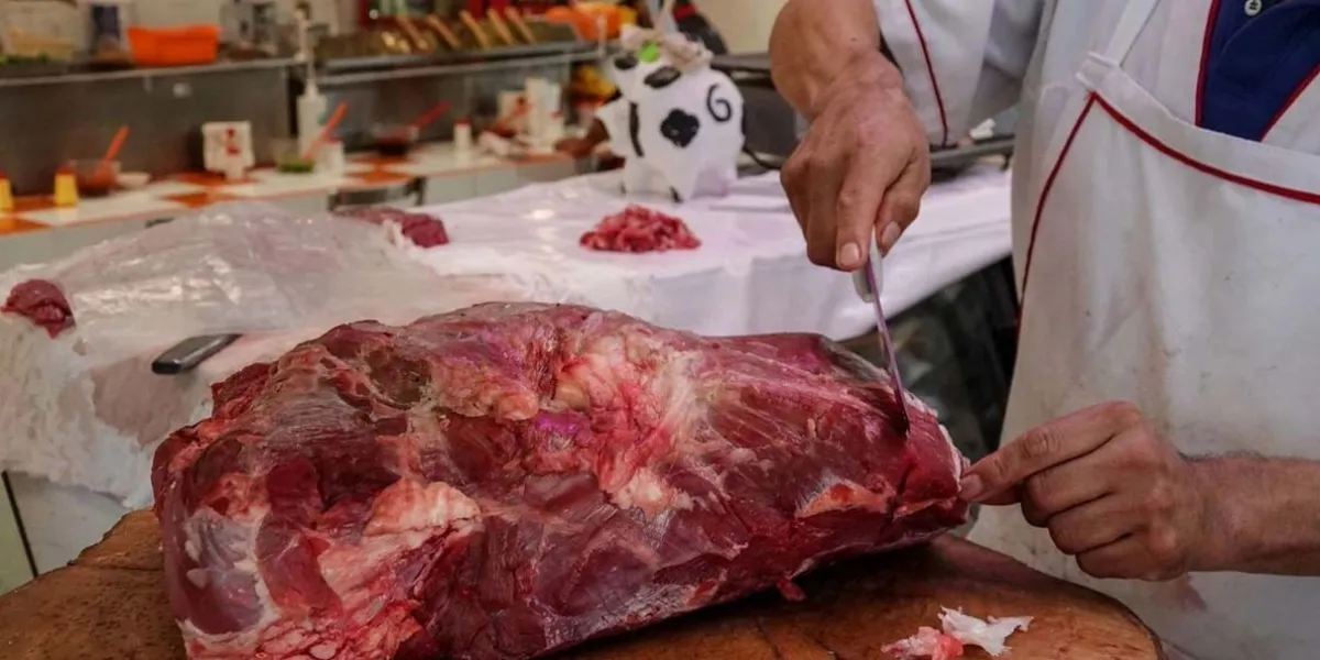 Carne de res se dispara 18.58% en noviembre y enciende alerta por inflación agrícola