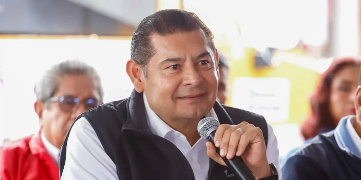 En Puebla la protesta es libre, pacífica y dentro de la ley: Armenta
