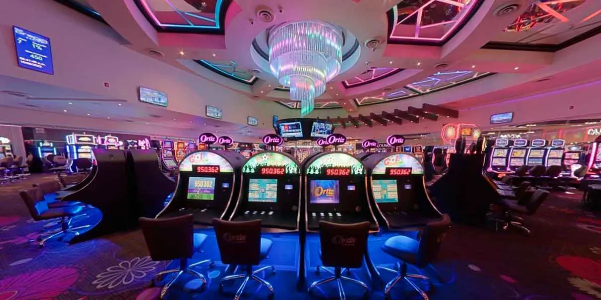 Hacienda destapa red de lavado de dinero en casinos mexicanos; dos empresas de Grupo Salinas bajo investigación