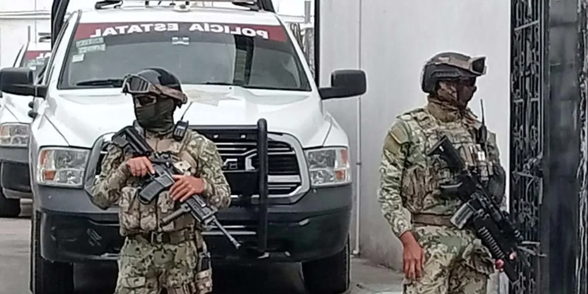 Intensa movilización policiaca en hotel de Tehuacán; rescatan a personas privadas de la libertad