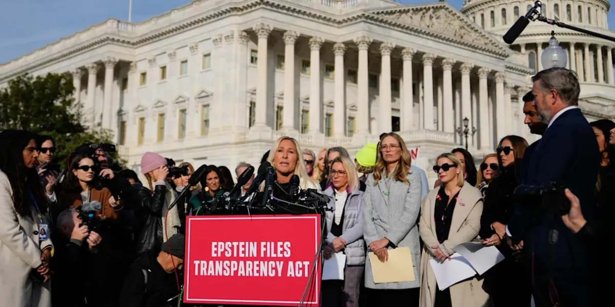 La Cámara de Representantes aprueba la divulgación de archivos de Jeffrey Epstein y sacude a Trump