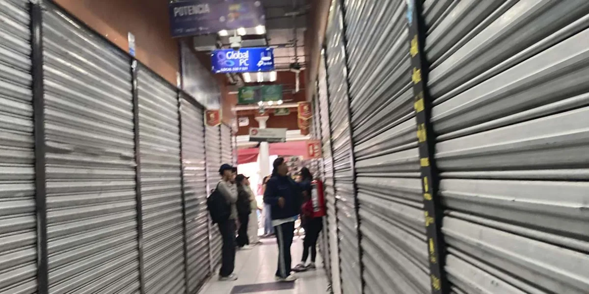 La Plaza de la Tecnología bajo revisión; algunos locales venden alcohol