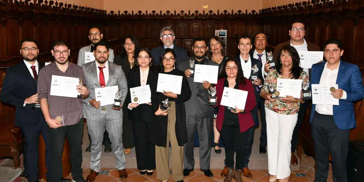 Se entrega Premio a la Mejor Tesis de Posgrado BUAP 2025