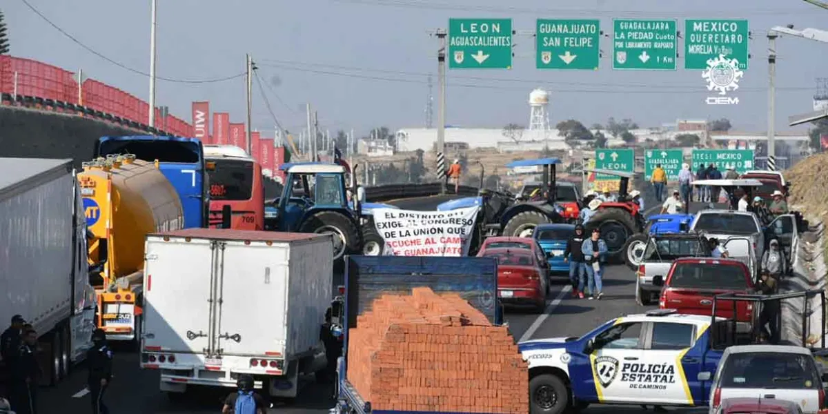 Industria poblana exige liberar carreteras y advierte riesgos por prolongación de bloqueos