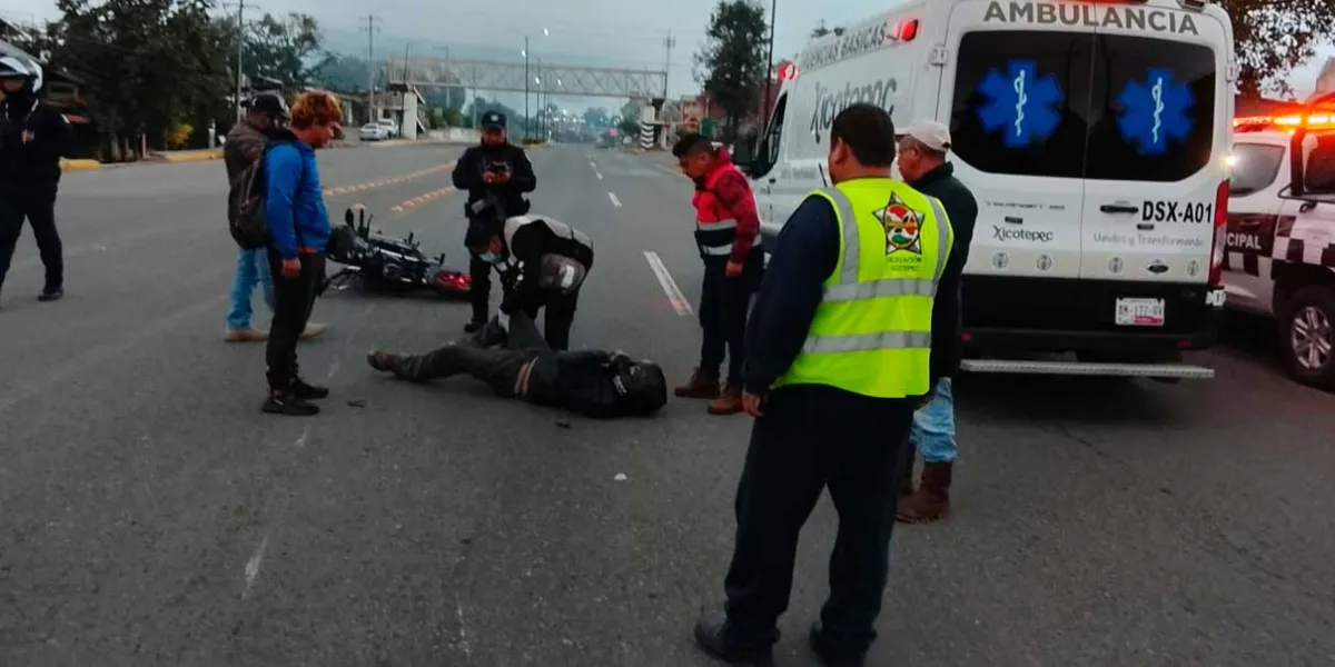 Auto contra moto dejó con fractura de tibia y peroné a motociclista