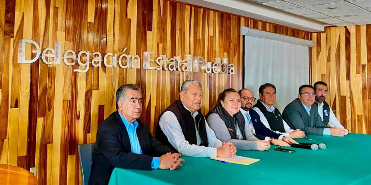 IMSS Puebla y sindicatos de la CTM acuerdan acciones para agilizar trámites y servicios médicos