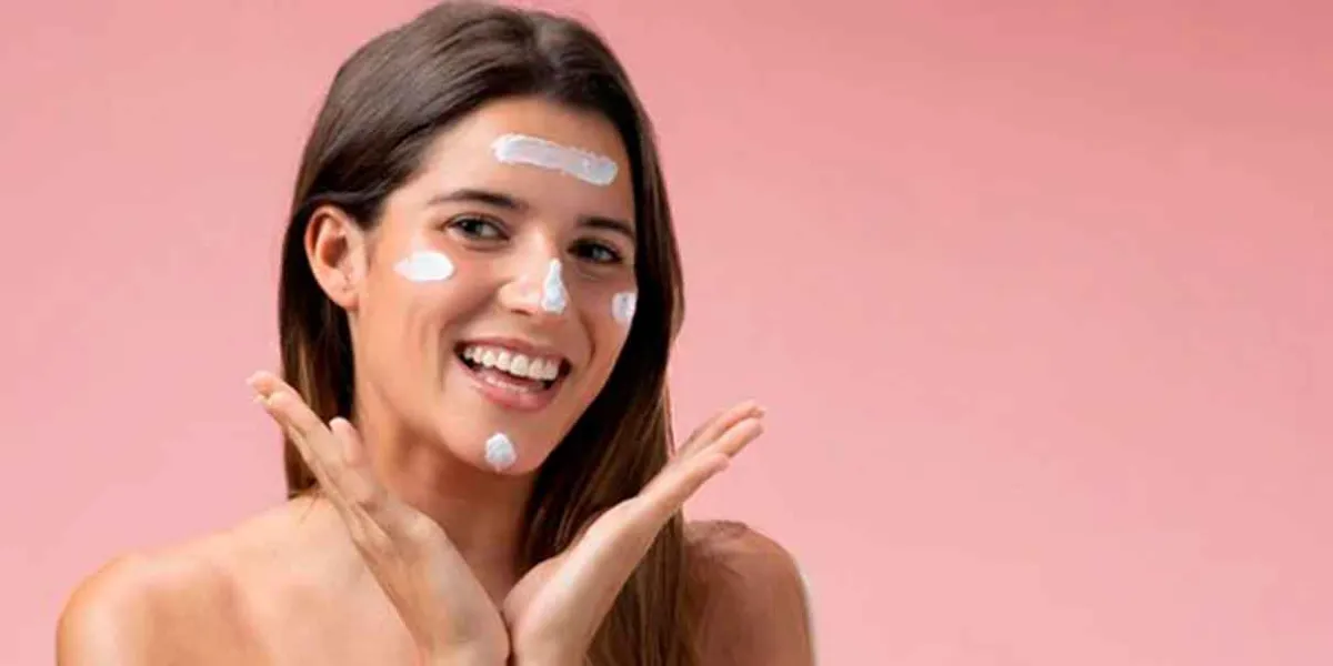 Rutina facial sencilla para lograr una piel luminosa desde la primera semana