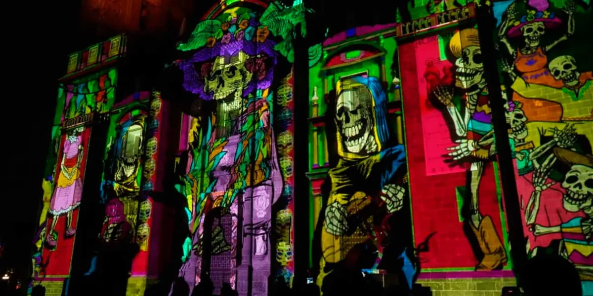 Videomapping conmemorativo al Día de Muertos con luz y tradición