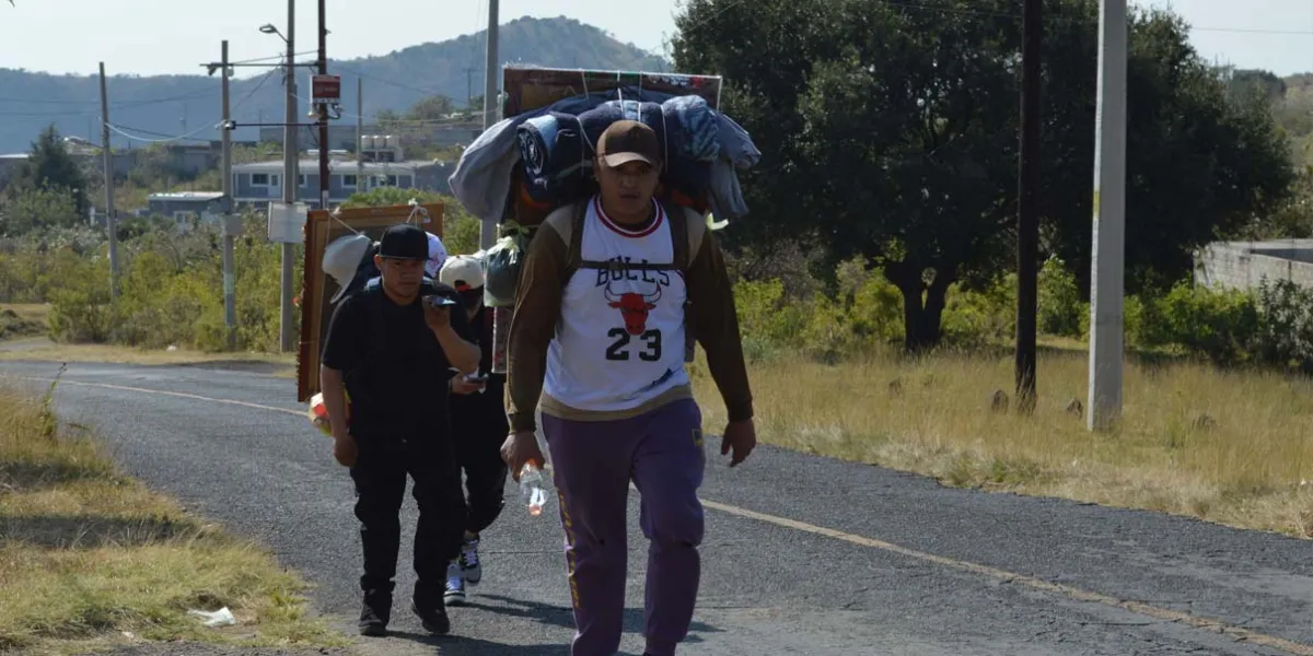 Cuiden a peregrinos que pasen por Puebla, exhortó el arzobispo Víctor Sánchez