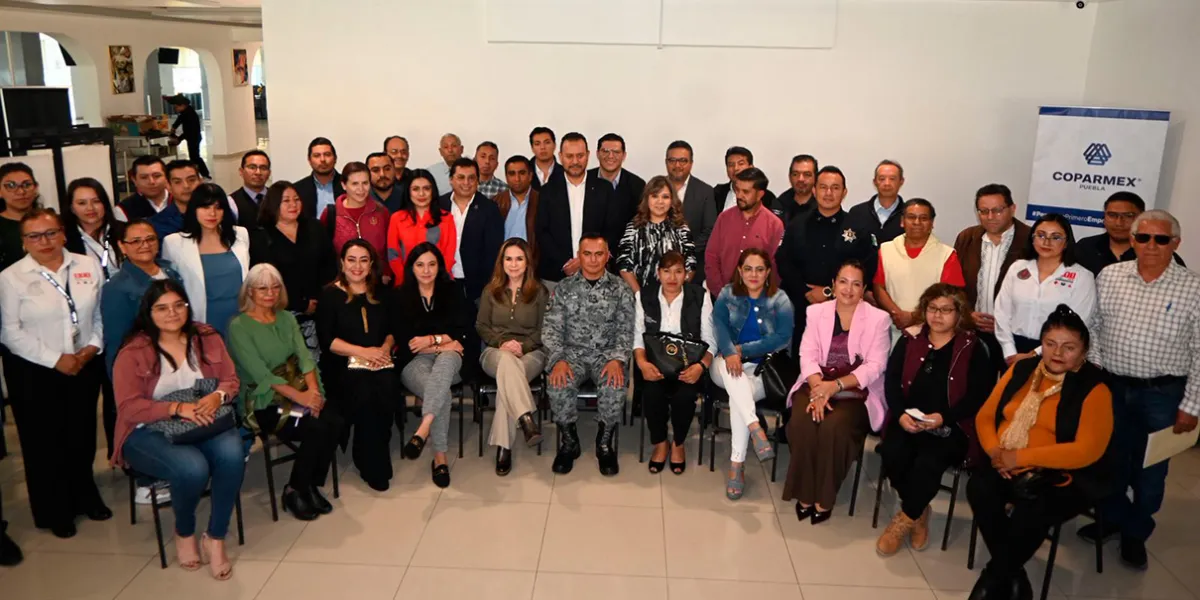 Vecinos y autoridades fortalecen la seguridad con la segunda fase de Fraccionamientos Seguros de Coparmex Puebla