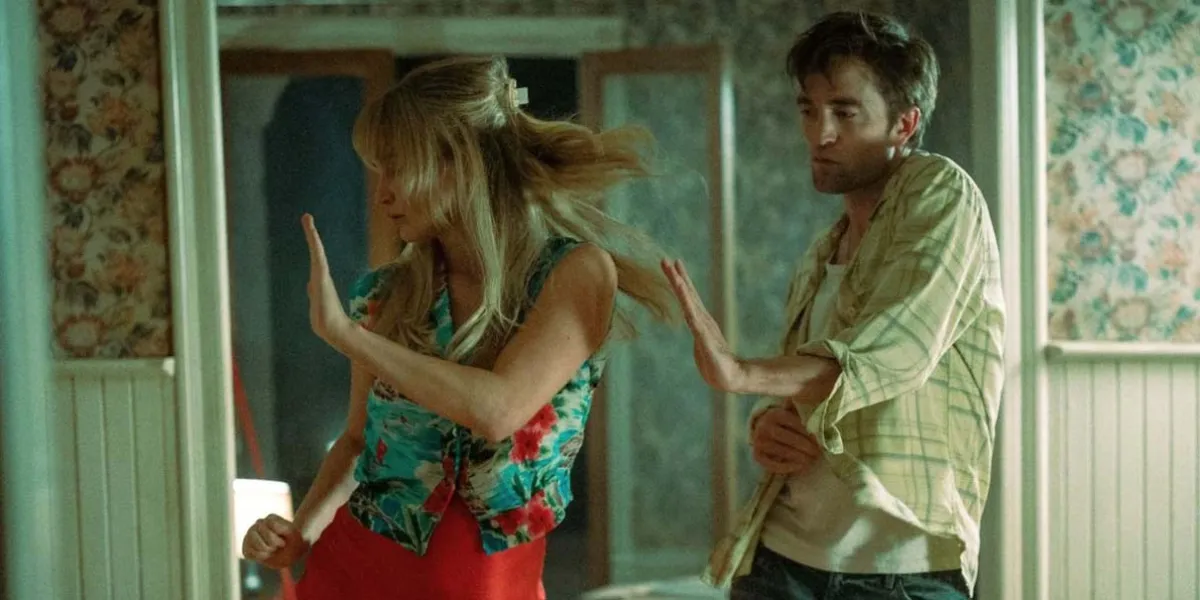 Jennifer Lawrence y Robert Pattinson estrenan “Mátate, Amor” en MUBI este 23 de diciembre