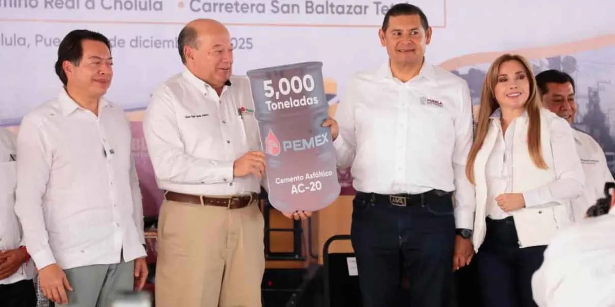 Por eficaz combate al huachicol, Pemex incrementa 7 veces donación de materiales para pavimentación a Puebla